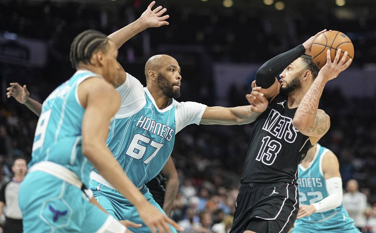 爱游戏网页版登录入口-包含黄蜂遭遇四连败，季后赛前景渺茫的词条