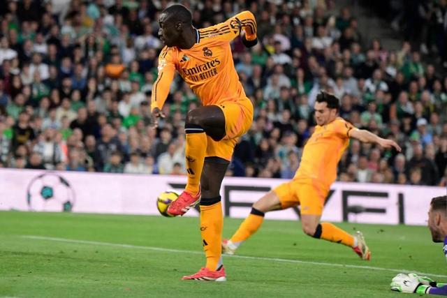 关于塞维利亚客场战平,晋级前景被质疑备受质疑的信息 关于塞维利亚客场战平,晋级前景被质疑备受质疑的信息