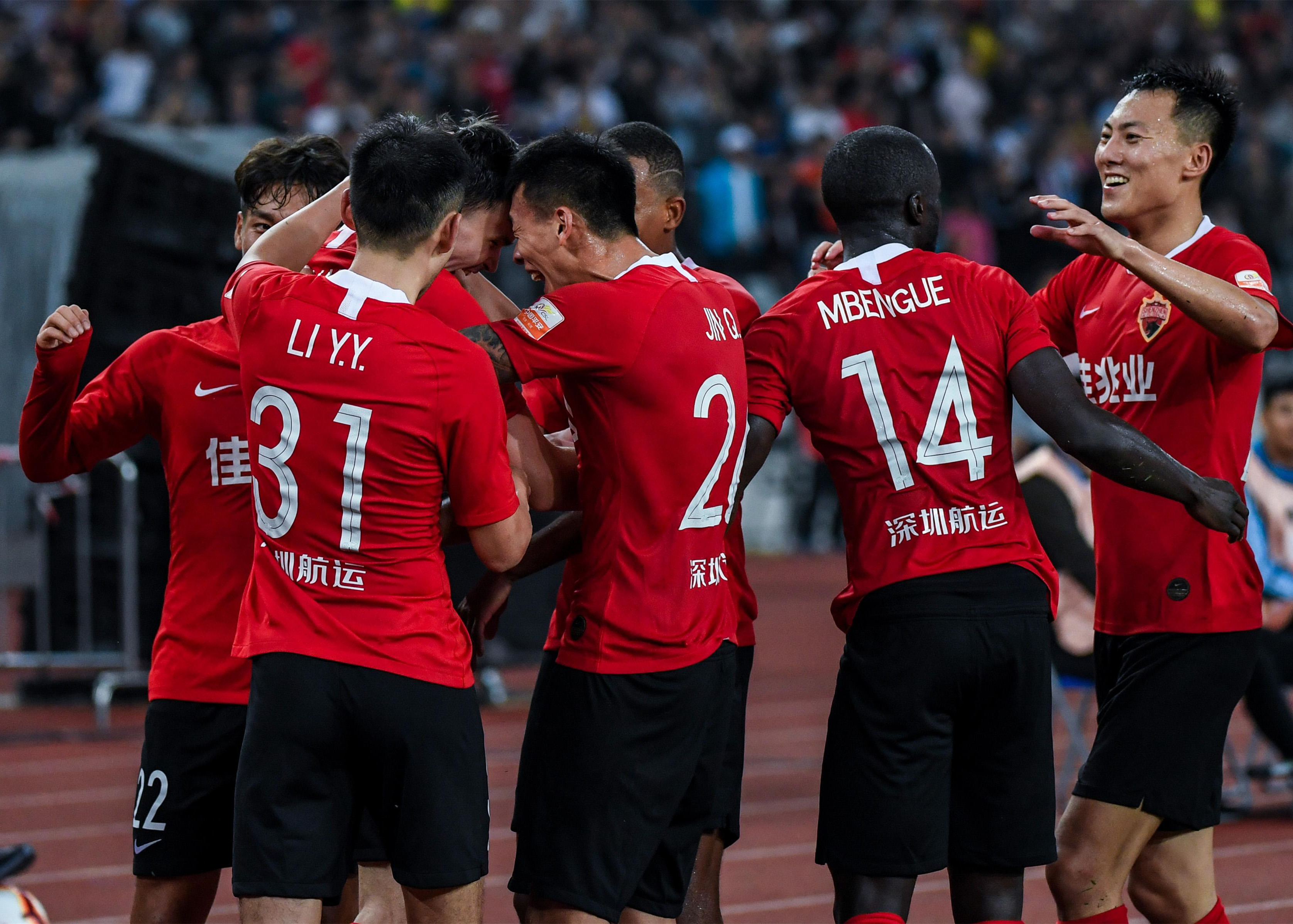 孙可破门辛酸落败,力压恒大仍领跑积分榜的简单介绍 孙可破门辛酸落败,力压恒大仍领跑积分榜的简单介绍