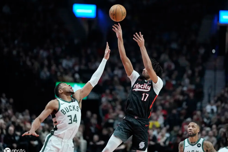 开拓者主教练:防守是球队最大短板的简单介绍 开拓者主教练:防守是球队最大短板的简单介绍