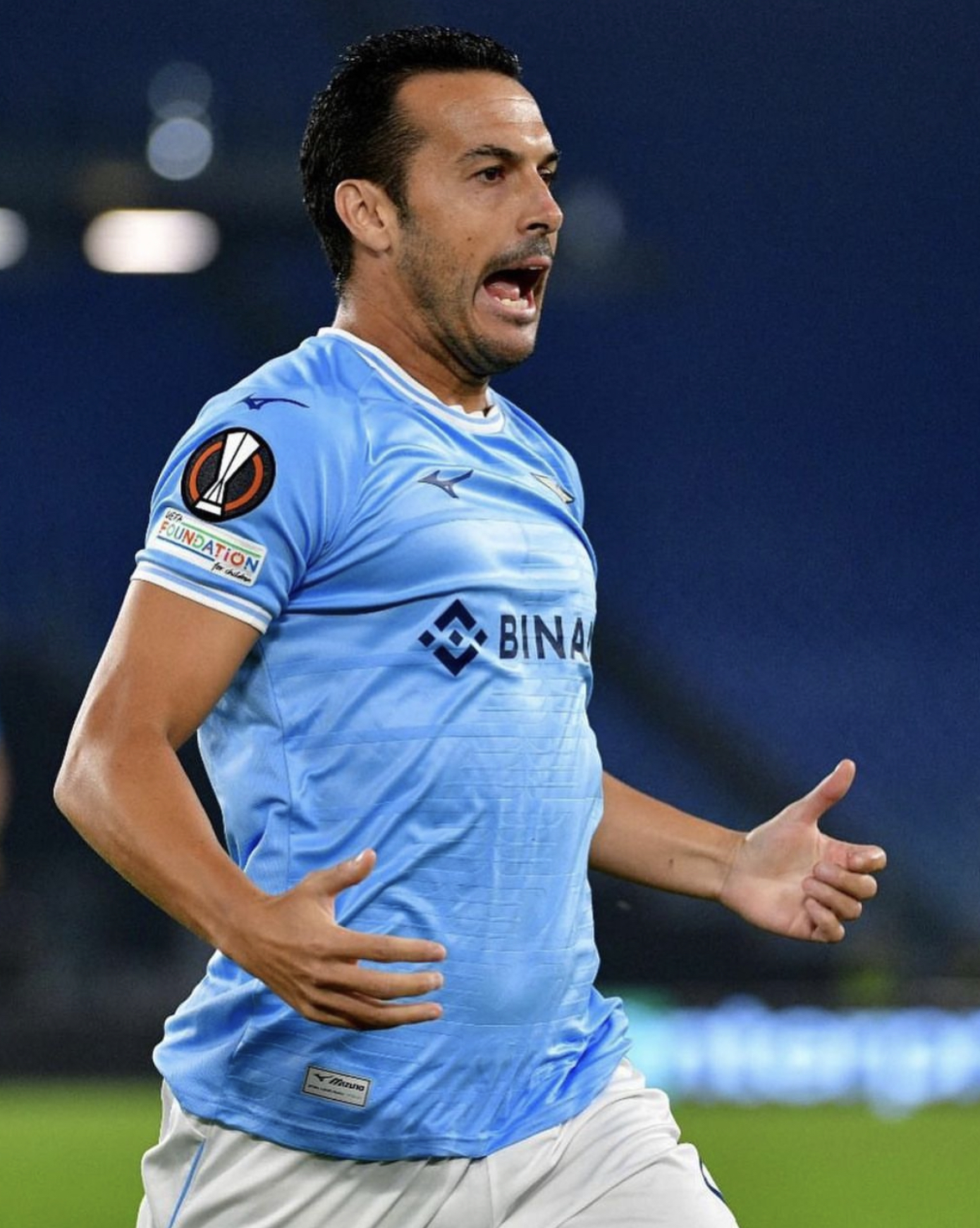 马赛球员德佩因表现出色被球迷称赞 马赛球员德佩因表现出色被球迷称赞