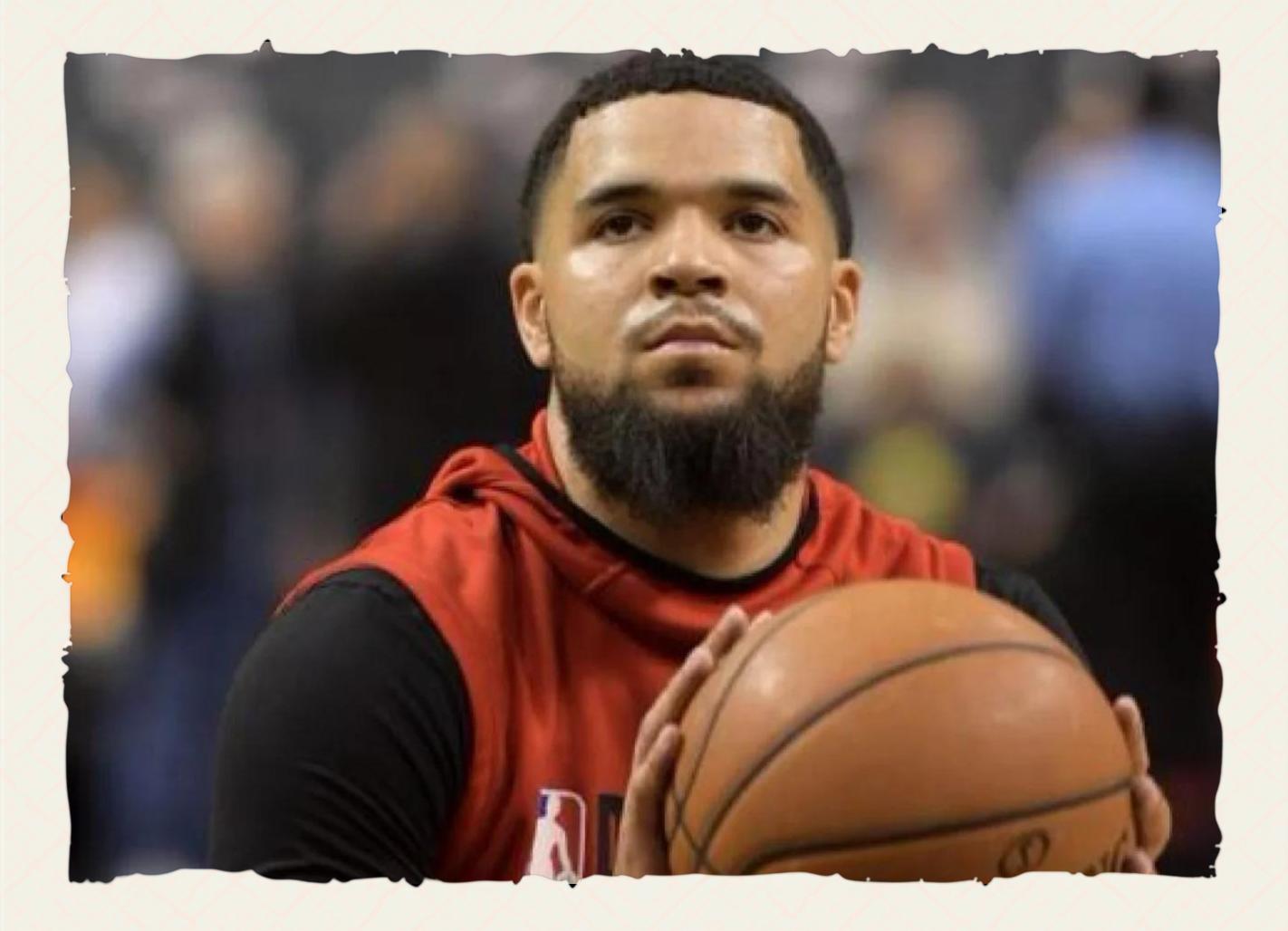 爱游戏-猛龙后卫受伤，球队战力大跌的简单介绍