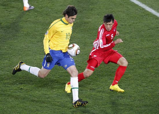 巴西队掀起风暴,登上颁奖台 巴西队掀起风暴,登上颁奖台