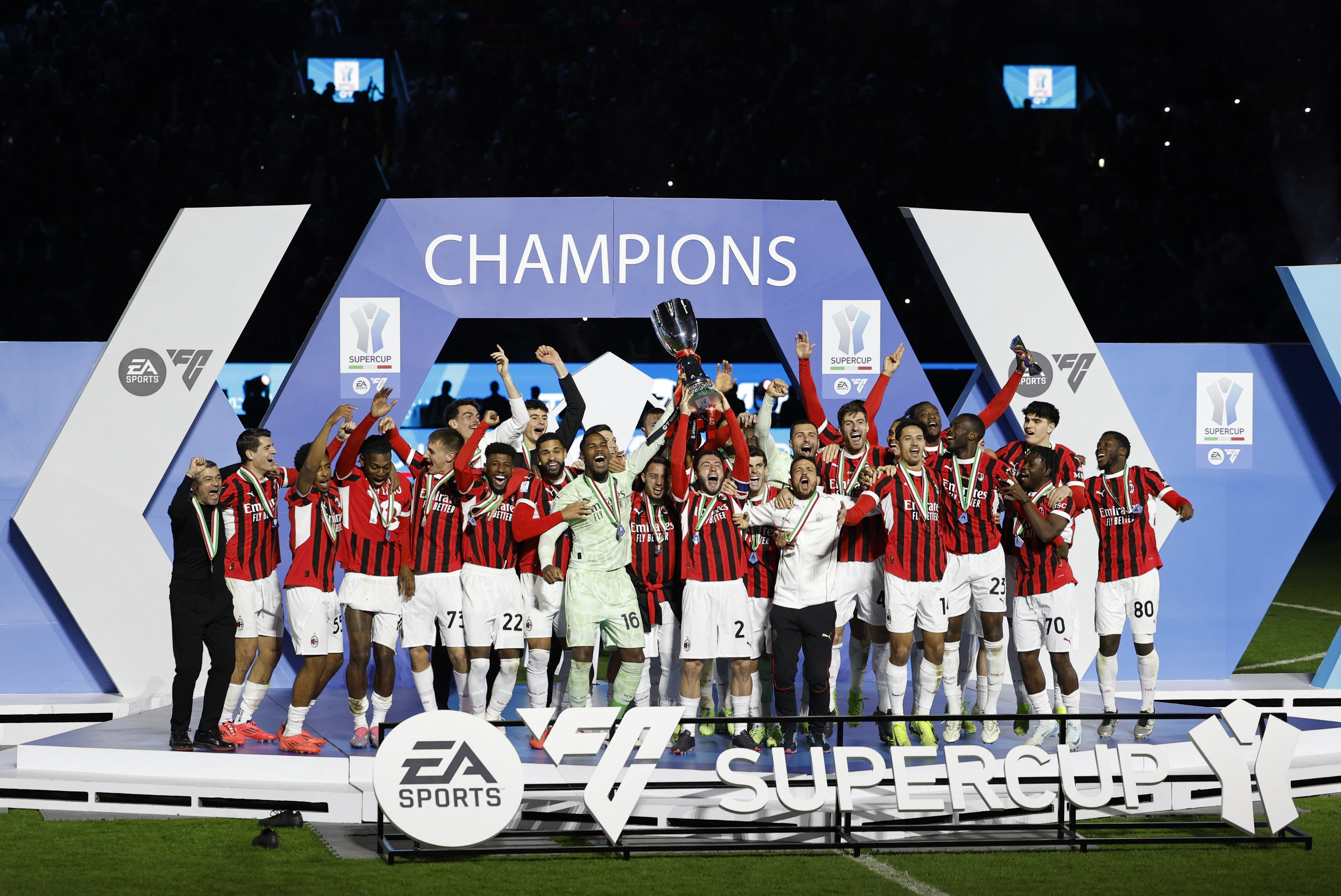 爱游戏亚洲官网-包含AC米兰客场大胜，继续领跑积分榜的词条