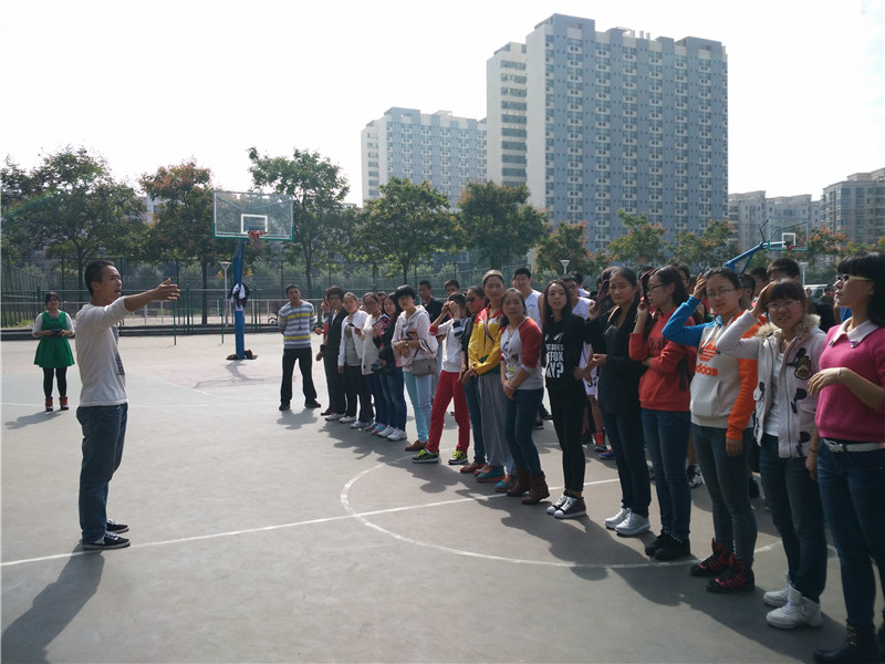 包含球场上的竞技魅力持续升温的词条 包含球场上的竞技魅力持续升温的词条