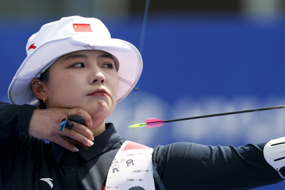 爱游戏在线登录-克巴之外女子射箭选手射中百发百中，夺牌