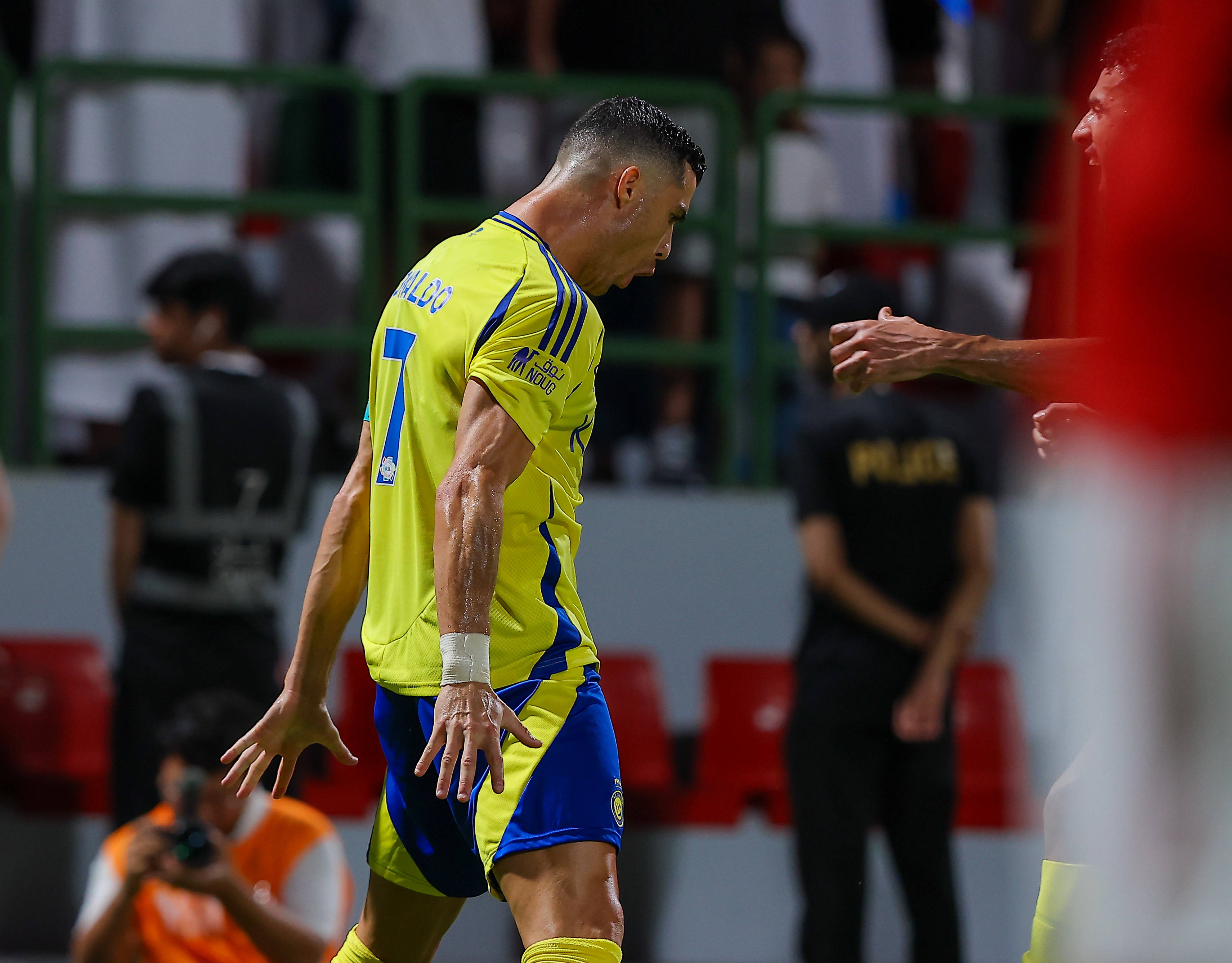 爱游戏体育官网-关于国家队胜利！世界杯小组赛取得突破性胜利！的信息