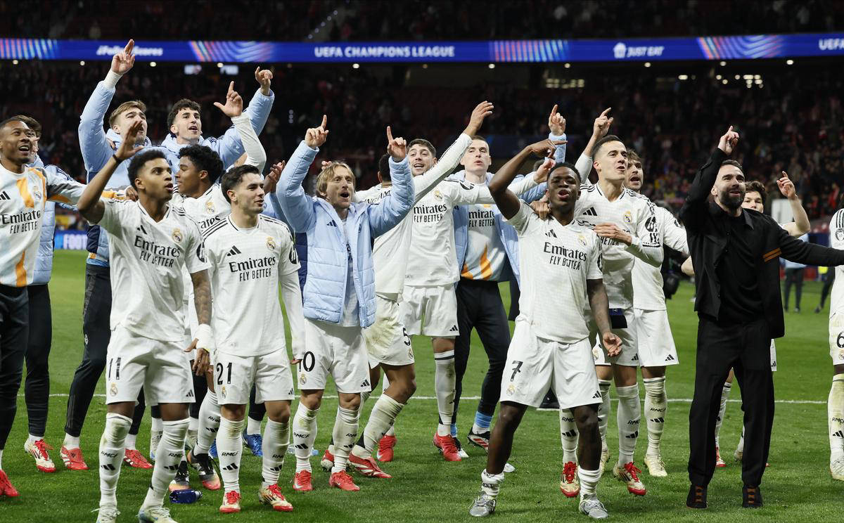 爱游戏网页版入口-年轻队员表现抢眼，球队士气高涨