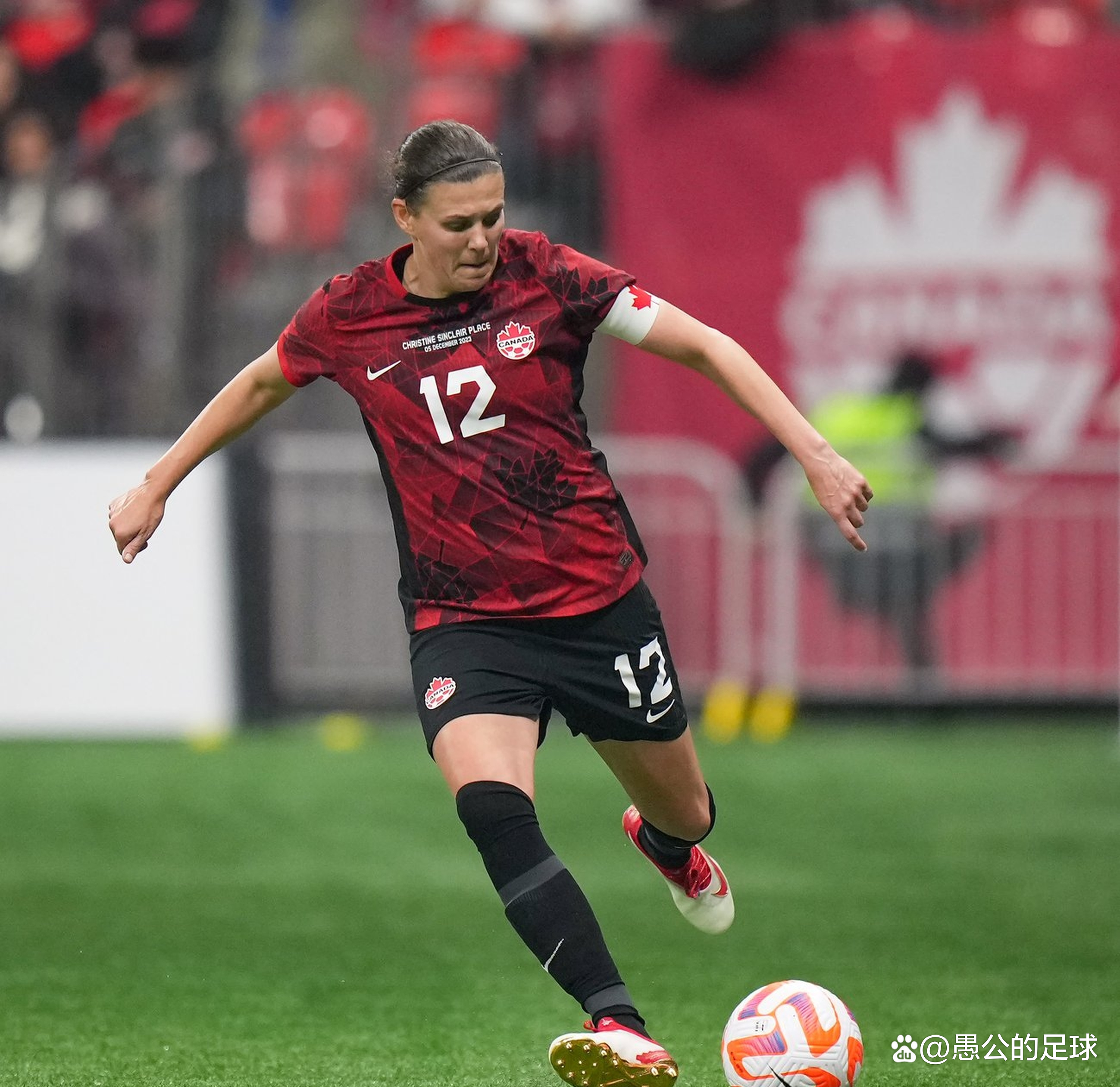 爱游戏app-加拿大运动员喜获殊荣，屡创佳绩的简单介绍