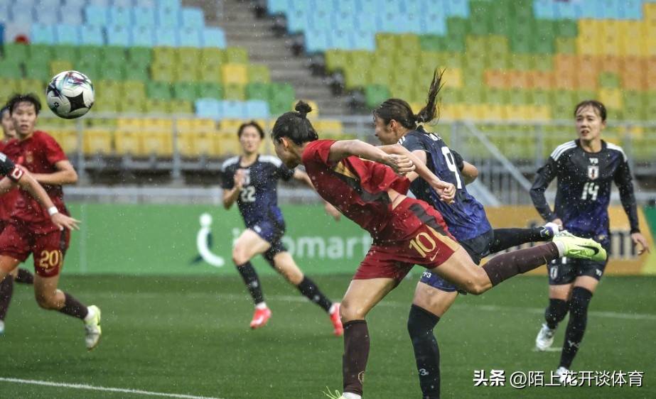 爱游戏网页版登录入口-包含沙尔克后防固若金汤，多场比赛零封对手的词条