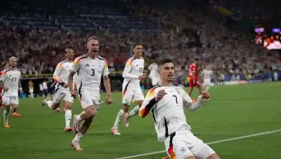 爱游戏在线登录-奥地利队惨遭淘汰，欧国联赛途中止