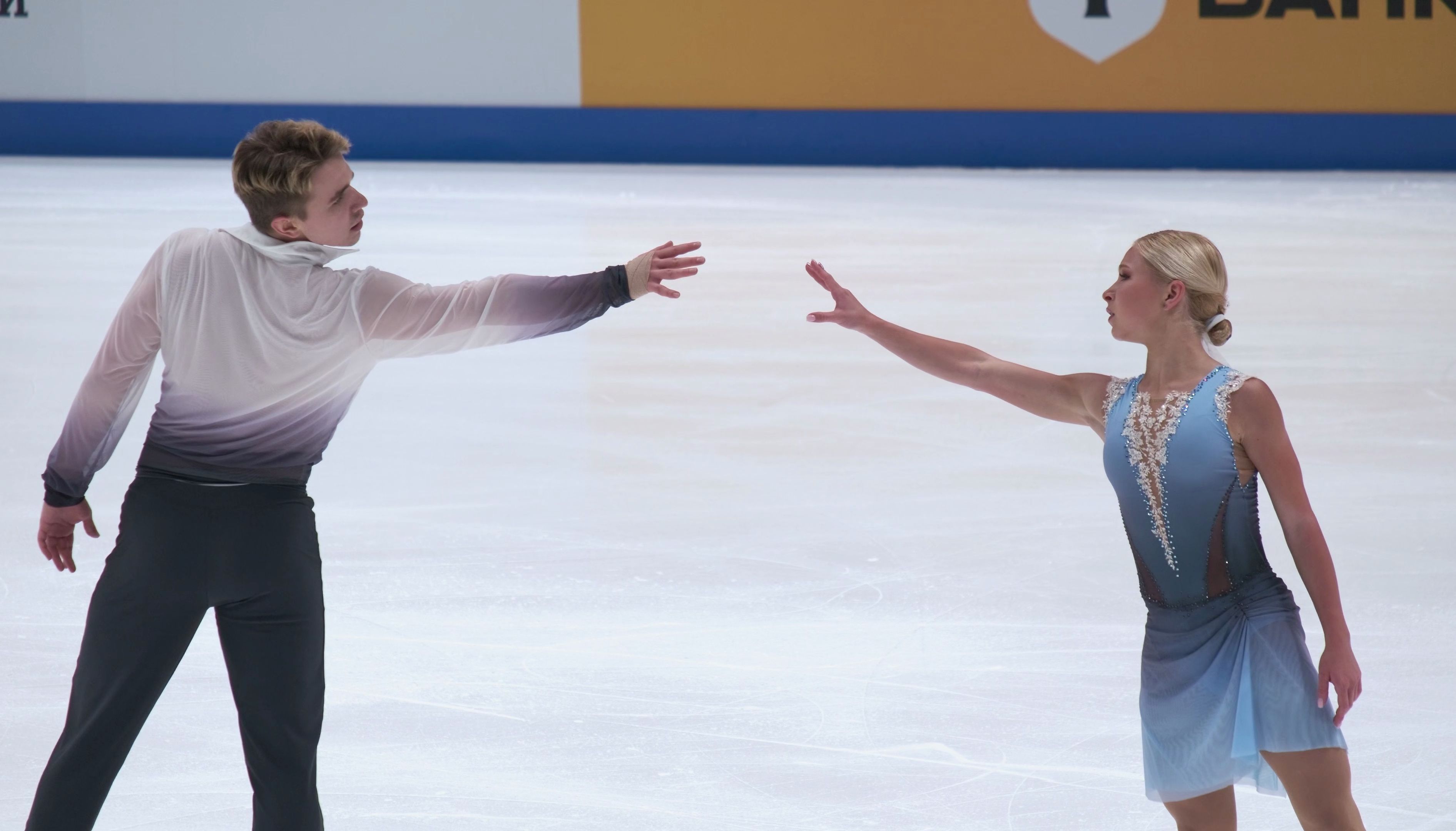 爱游戏在线登录-关于俄罗斯球员因伤缺席国家队比赛，备战受影响的信息