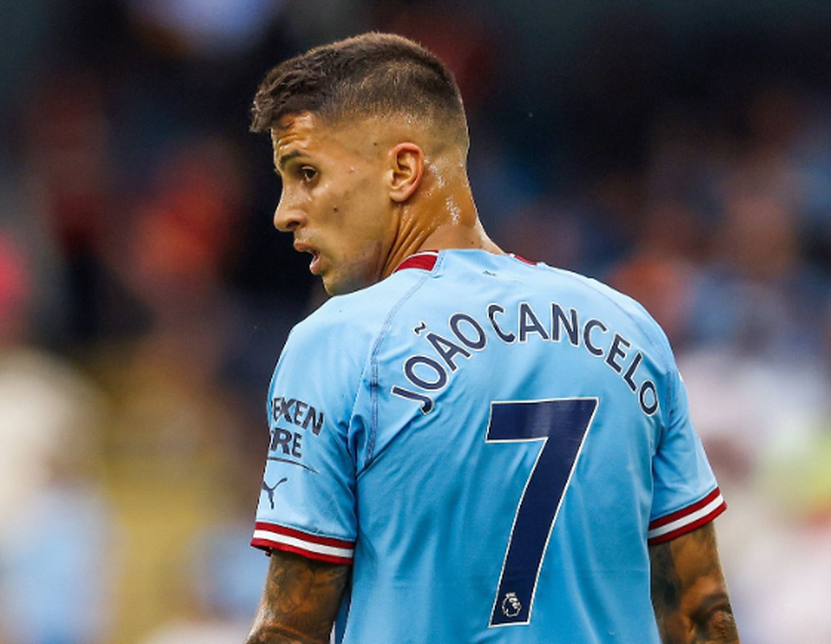 爱游戏官方登录入口-阿森纳后卫受伤退出国家队比赛