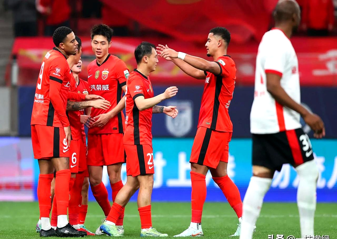 东亚足球比赛中的关键战役即将打响 东亚足球比赛中的关键战役即将打响