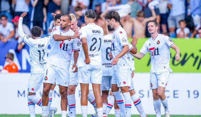 皇家马德里力克荷甲冠军阿贾克斯,豪取客场胜利的简单介绍 皇家马德里力克荷甲冠军阿贾克斯,豪取客场胜利的简单介绍