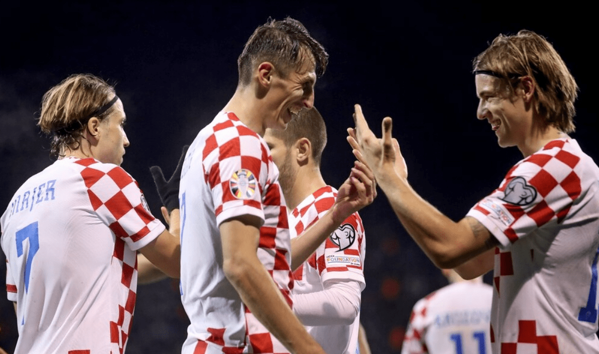 德国平克罗地亚,欧洲联赛小组赛战平收场的简单介绍 德国平克罗地亚,欧洲联赛小组赛战平收场的简单介绍