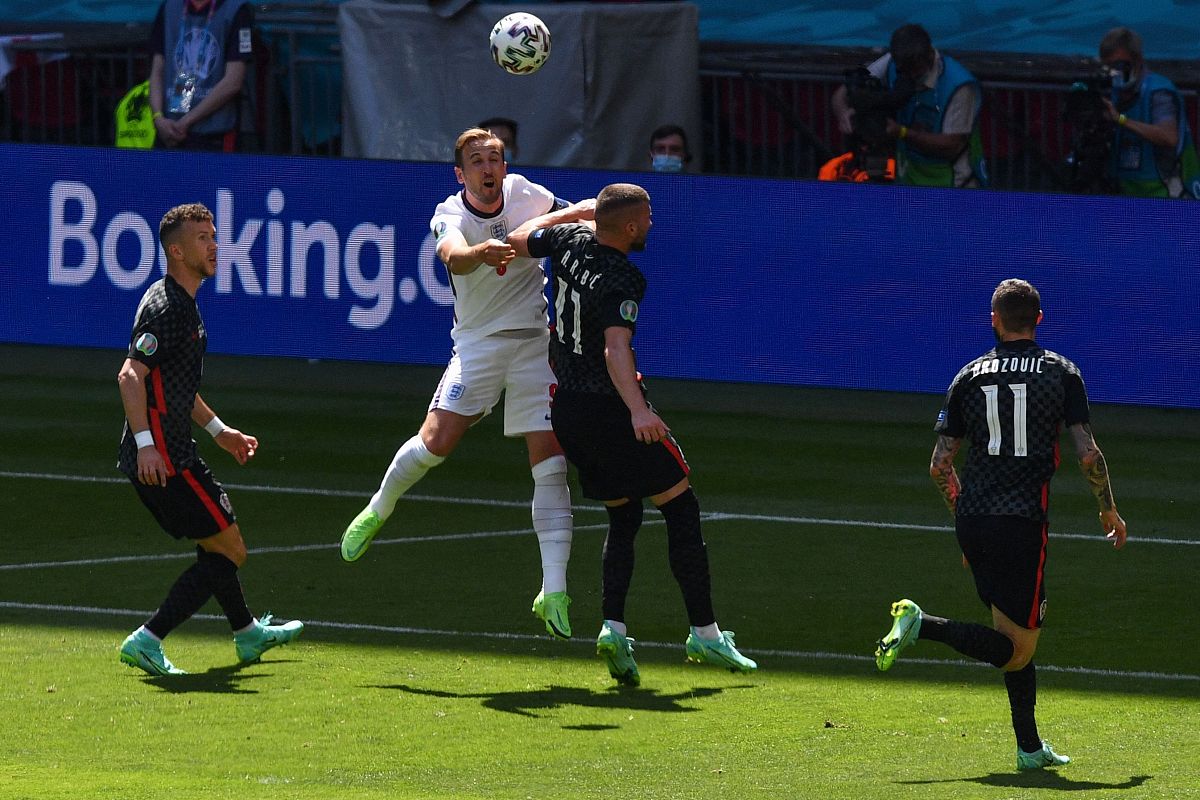 爱游戏中国官网-赫罗纳客场击败马拉加，取得胜利