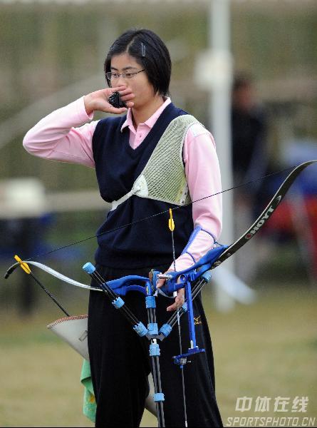 爱游戏登录入口-荷兰射箭新秀抢眼表现，获得季军