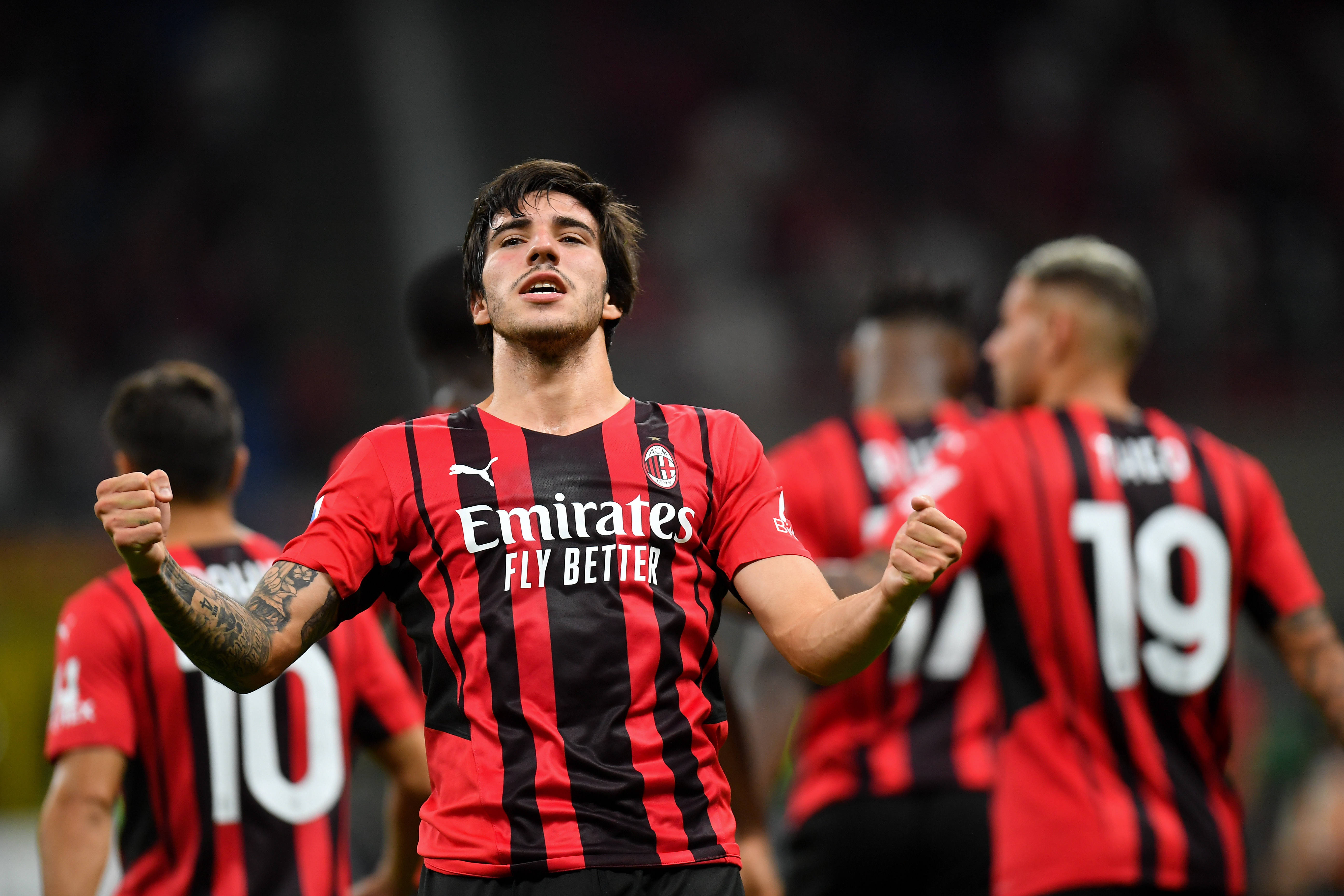 爱游戏在线-热那亚主场逼平AC米兰，意外收获1分的简单介绍