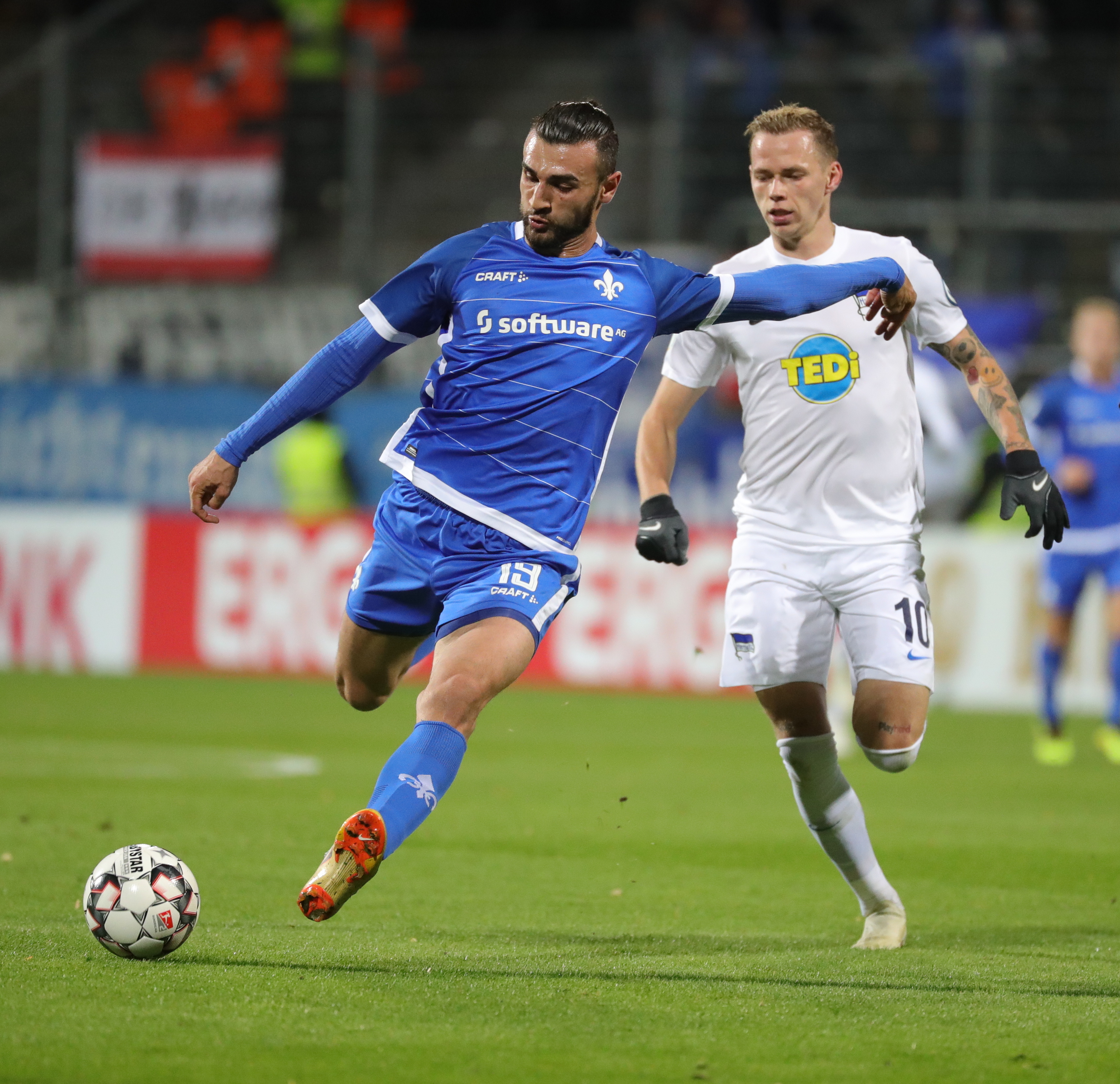 爱游戏登录入口-柏林赫塔队长现象级表现德国足球联赛掀起狂潮的简单介绍