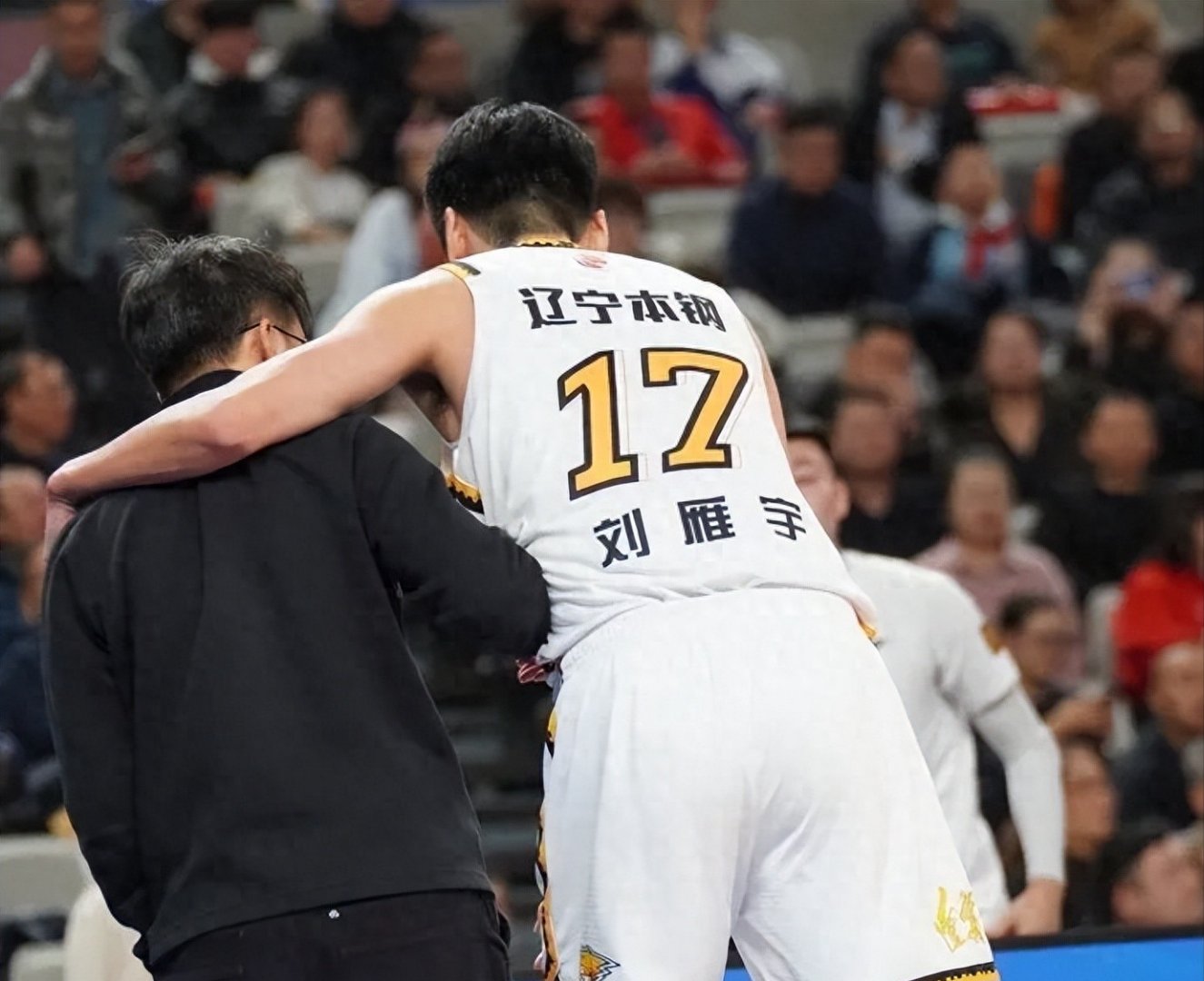 关于辽宁男篮抢得先机,严防下场失利的信息 关于辽宁男篮抢得先机,严防下场失利的信息